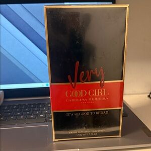 Carolina Herrera Very Good Girl Black and Red Perfume